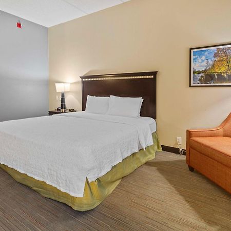 Hampton Inn Atlanta-Woodstock Ngoại thất bức ảnh