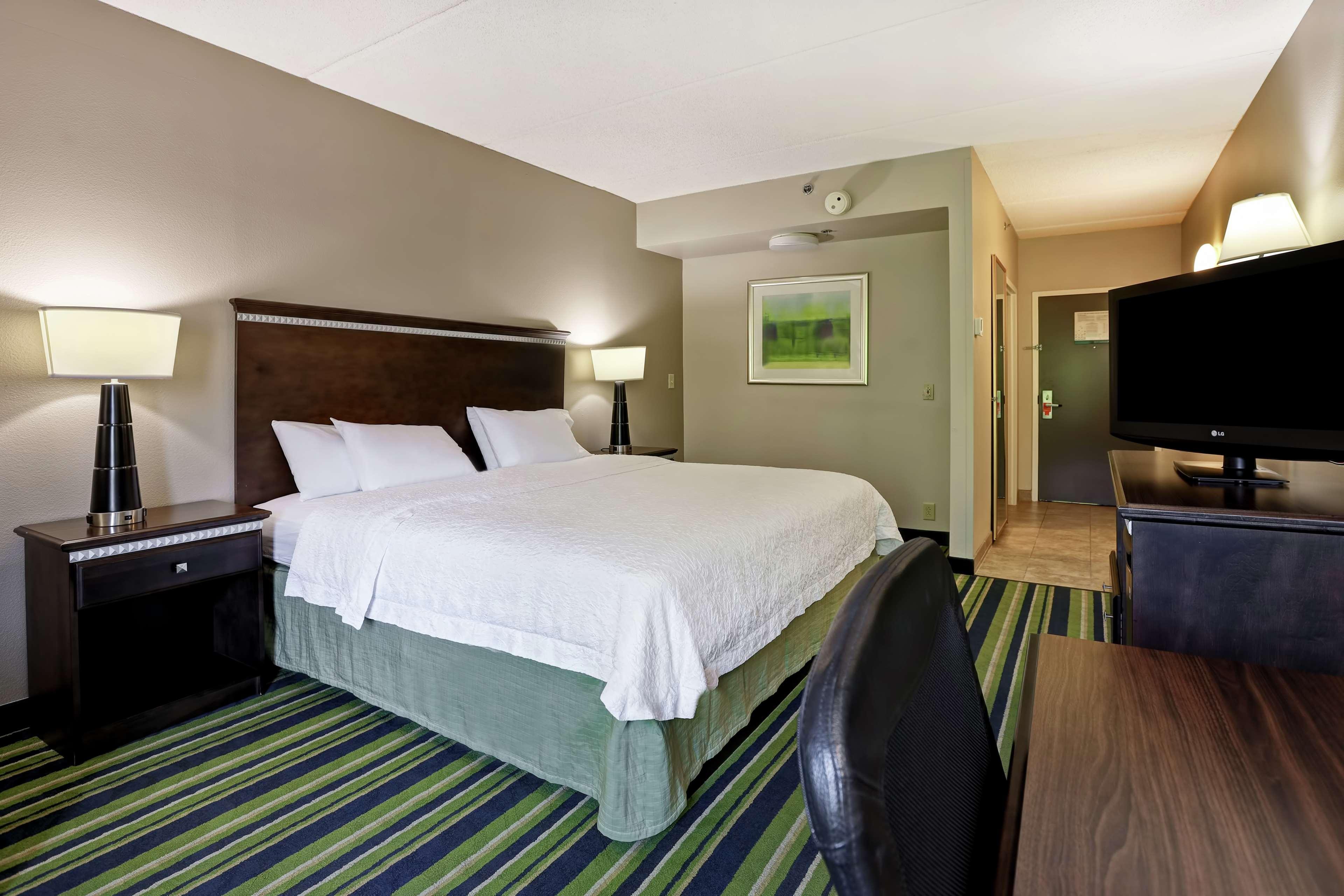 Hampton Inn Atlanta-Woodstock Ngoại thất bức ảnh