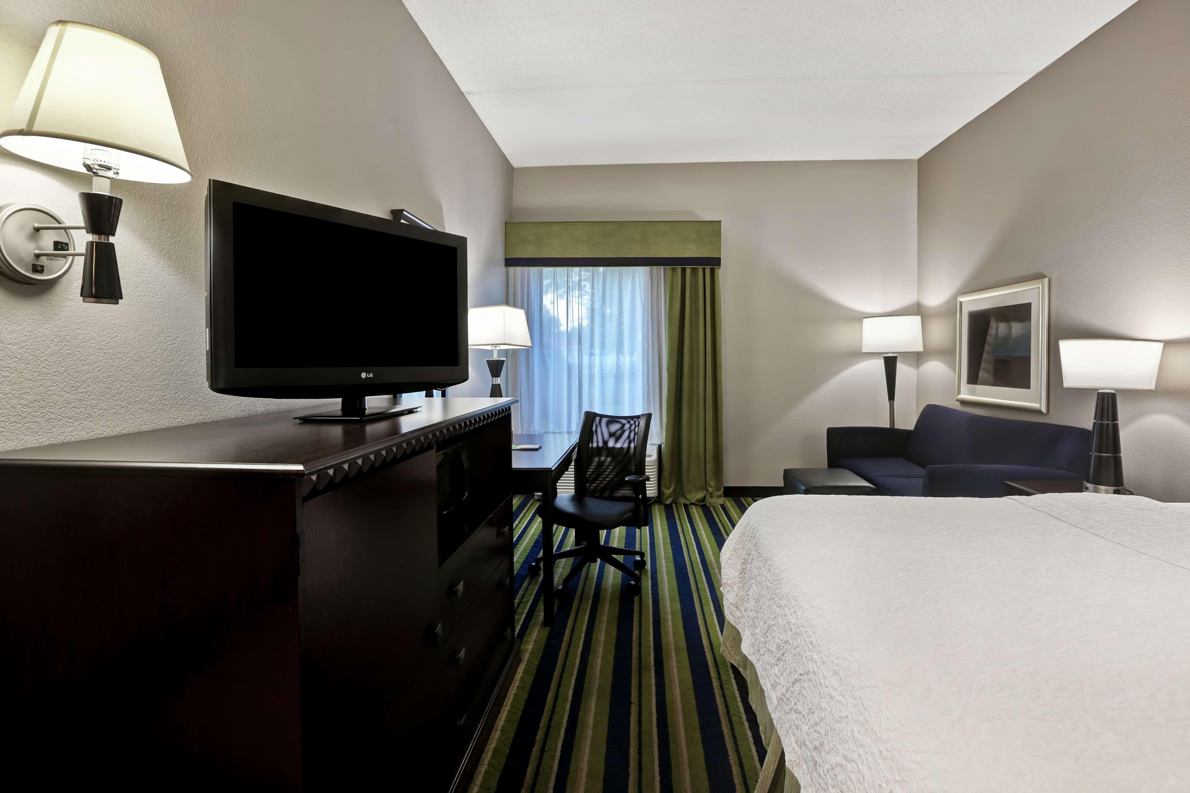 Hampton Inn Atlanta-Woodstock Ngoại thất bức ảnh