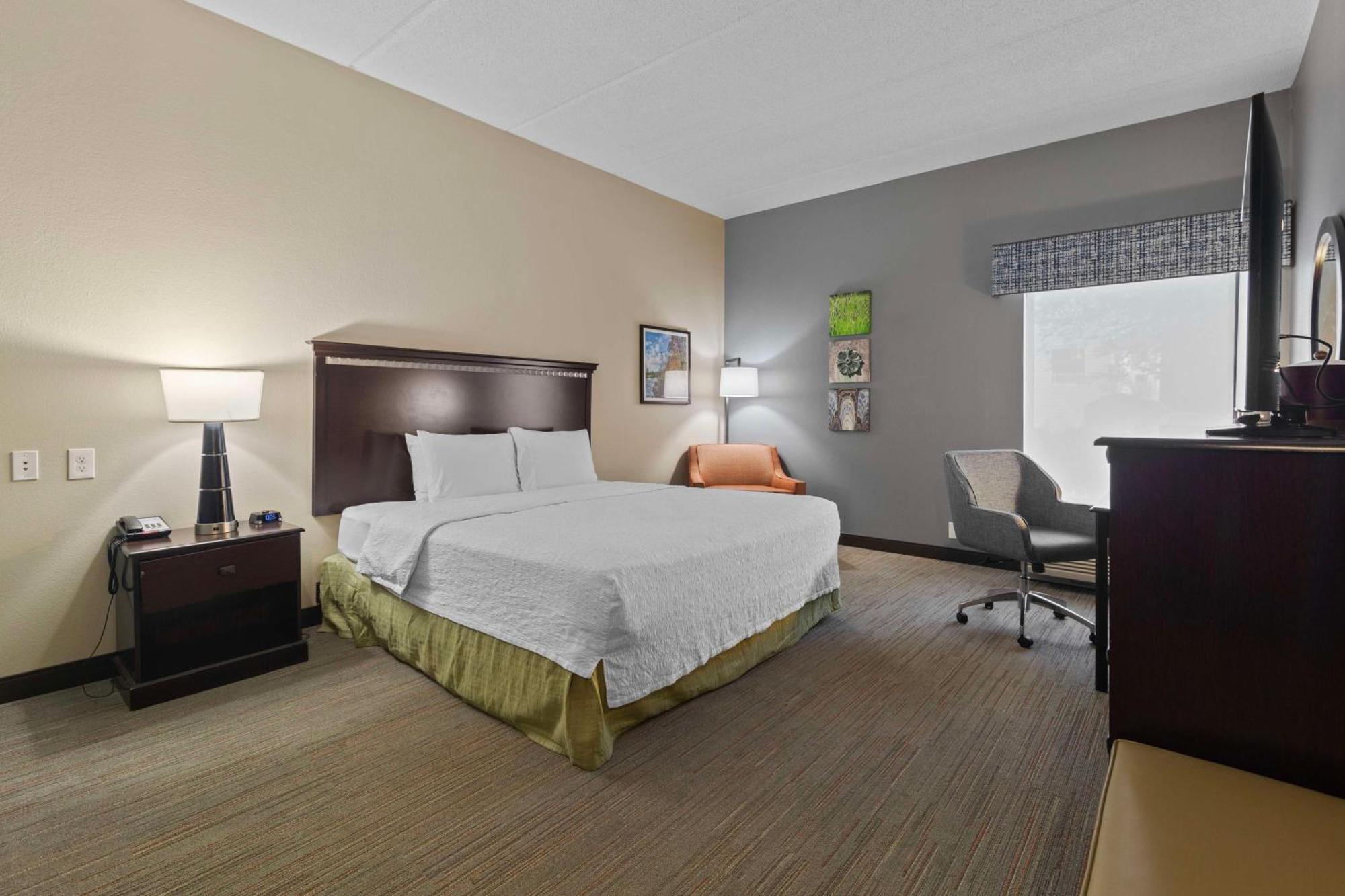 Hampton Inn Atlanta-Woodstock Ngoại thất bức ảnh