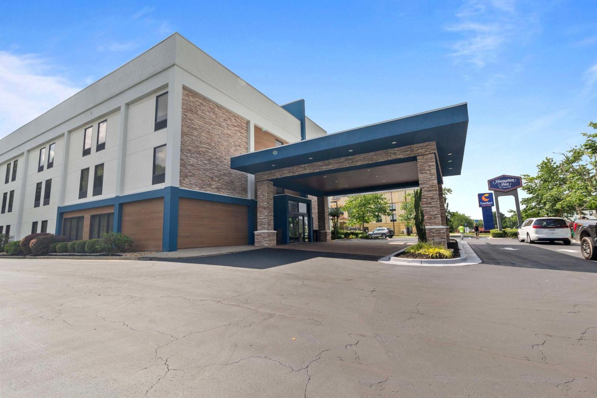 Hampton Inn Atlanta-Woodstock Ngoại thất bức ảnh